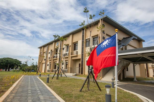  空軍清泉崗基地新建生活營舍完工，讓官兵更專注於戰訓工作，增強對軍隊的歸屬感。（記者林睿奕攝）