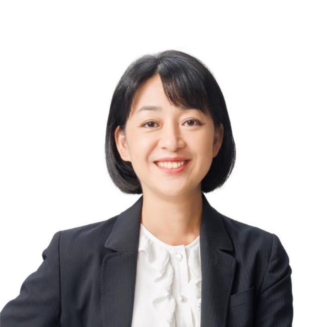 时代力量党主席王婉谕批评，执政党拖延怠惰，未提出行政院版的修法版本，在野党则在审查过程中流于形式，导致讨论沦为「菜市场喊价」。（摘自王婉谕粉丝专页）