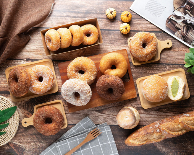 經營近5年的高雄知名甜點店「兜兜圈」，驚傳將在11月底熄燈，現有3家門市全關。（翻攝自 Dough DoughNuts兜兜圈臉書）