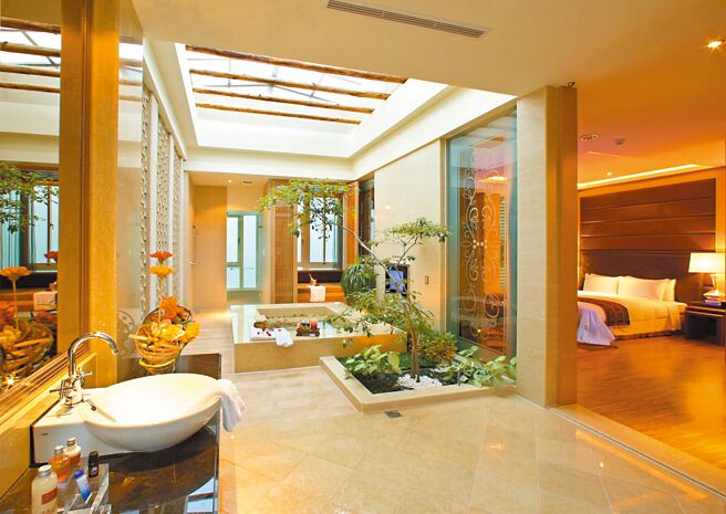 彰化桂冠精品旅館眾多設備讓人感受到「足感心」，超越客人的期望。圖／彰化桂冠精品旅館提供