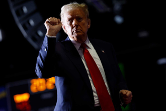 川普二進白宮復仇名單曝「賀錦麗竟只排第2？」還有2位自家人也痛失入閣門票