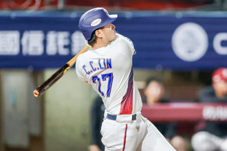 12強》林家正、曾頌恩開轟 中華隊官辦熱身賽勝桃猿