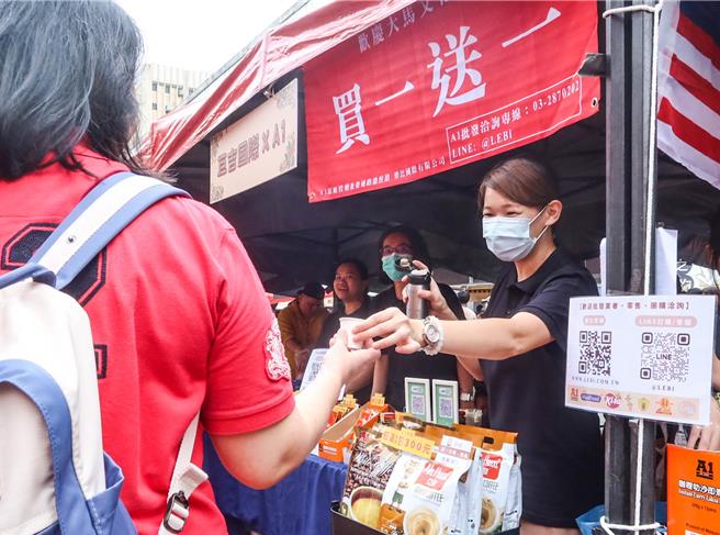 马来西亚文化日举办目的在联繫在台大马人士情感，并向台湾民眾推广马来西亚文化。（粘耿豪摄）