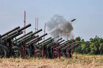 已婚女中士約男同袍露營遭抓包   記2大過汰除求翻案法官打臉