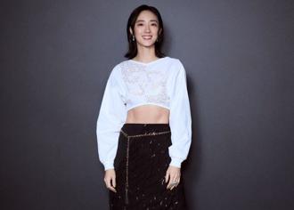 香奈兒珠寶專賣店開幕 桂綸鎂秀性感腹肌  昆凌偷閒血拚