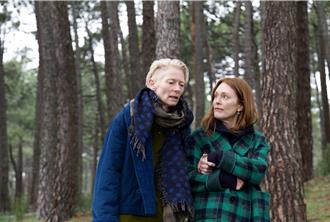 2影后同台飆戲 《隔壁的房間》金馬首映全場好評