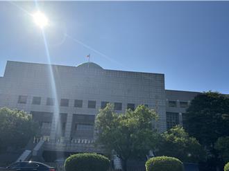 下坡限速40飆84遭罰1.2萬　女騎士因「這原因」大逆轉