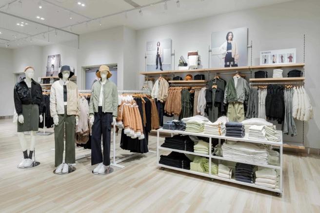 GAP迎双11祭出超值促销。（GAP提供／朱世凯台北传真）