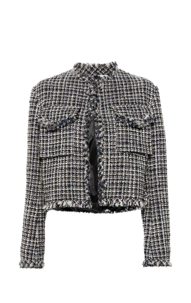 新光三越DIAMOND TOWERS独家，TRENDS Sacai 毛呢铺棉外套，推荐价4万4600元。（新光三越提供）