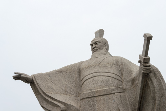 大陸歷史教授于賡哲指出，曹操的「72疑塚」其實是宋代才開始流傳的，真正的主角可能源於唐代一對兄弟。（圖為曹操像：Shutterstock／達志）
