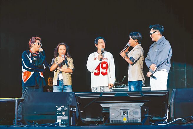 动力火车助阵玖壹壹开唱。（KKLIVE、混血儿娱乐提供）