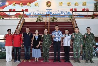 企業慰訪8軍團 感謝官兵戮力戰訓