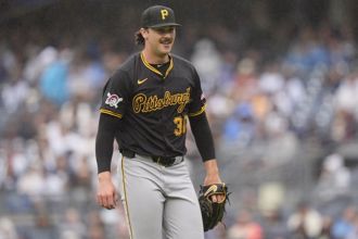 MLB》一代天驕！狀元投手史金斯入圍兩大獎 還與體操女神交往