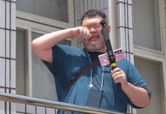 四叉猫告小草踢铁板 北检打脸原因超呛 网喊爽：法院认证