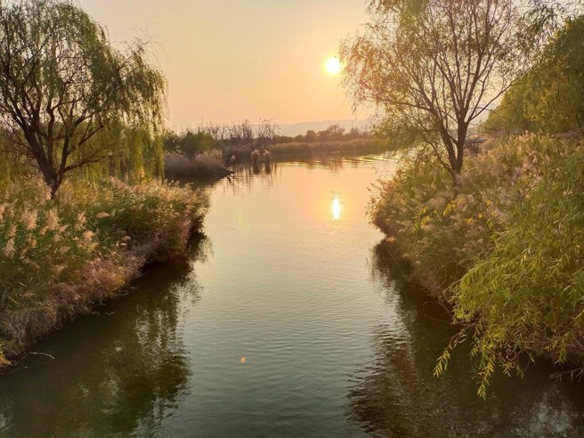 夕阳西下的洽川，美不胜收，让人流连忘返。（图/圣浩提供）