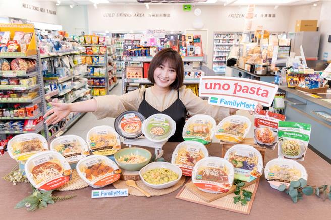 全家开发义大利麵已有20余年经验，深谙「麵体、制程、酱汁」金三角的美味秘方，创下业界中品项最多款、麵体最多元的数个第一。（吴松翰摄）