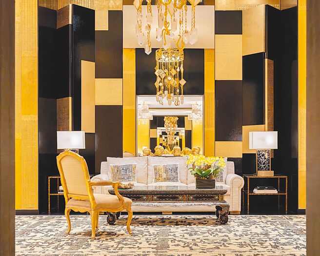 香奈儿旗下的金匠工坊Goossens为这家店量身打造所有的水晶灯具。（CHANEL提供）