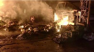 待拍賣蔬果全熟了！草屯農會果菜市場大火休市5天 