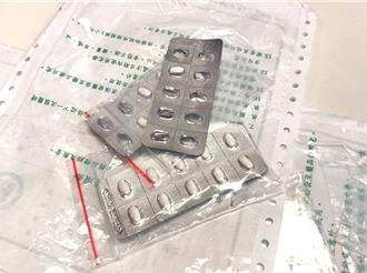 40歲女每天狂吞數十顆安眠藥 醫曝3情況是成癮前兆 