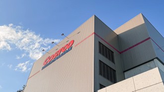 好市多餐飲內用區「又換桌」 會員搖頭：台灣客真難養