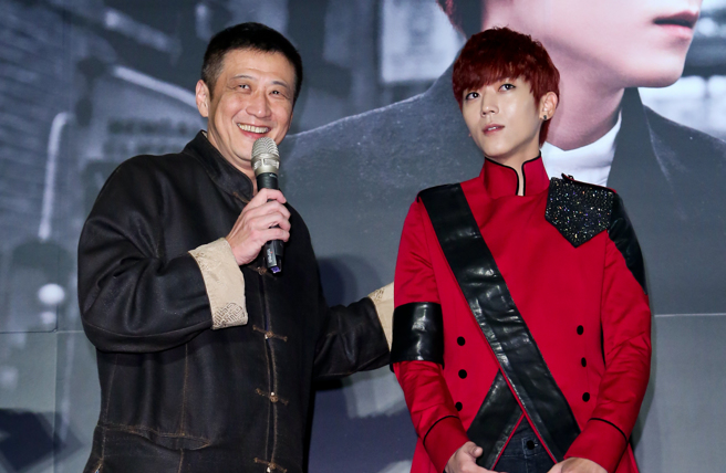 毕书尽之前受访时曾说过，自己想将李亚明当成亲生父亲，因此连和老婆H小姐交往、结婚都有向对方报告。（图／中时资料照）