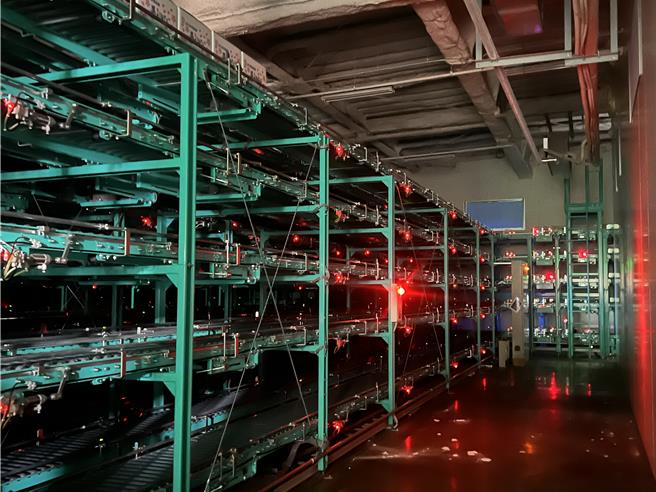 青森縣擁有先進CA冷藏設施，目前全縣擁有707棟的冷藏設備。（吳奕萱攝）