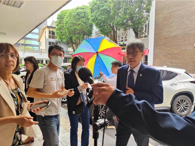 立法院经济委员会13日邀请农业部等部会就「我国动物保护业务执行概况及动物保护法修法规划内容与进程」报告及审议。（林良齐摄）