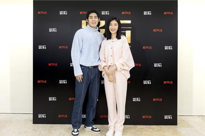 詹懷雲、楊謹華12日合體受訪，粉紅泡泡滿滿。（Netflix提供）