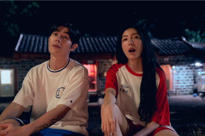 《影后》楊謹華、詹懷雲大談姊弟戀，網讚「死去的少女心重新燃起！」。（Netflix提供）