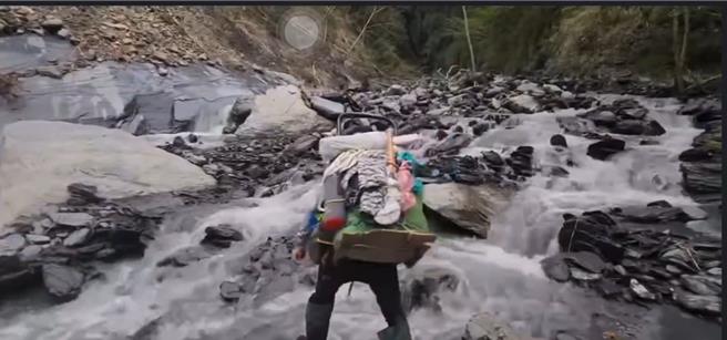 受康芮颱風影響，太魯閣國家公園高山步道受損嚴重，甚至有些行經溪谷的路線目前仍有湍急溪水。（太管處提供／羅亦晽花蓮傳真）