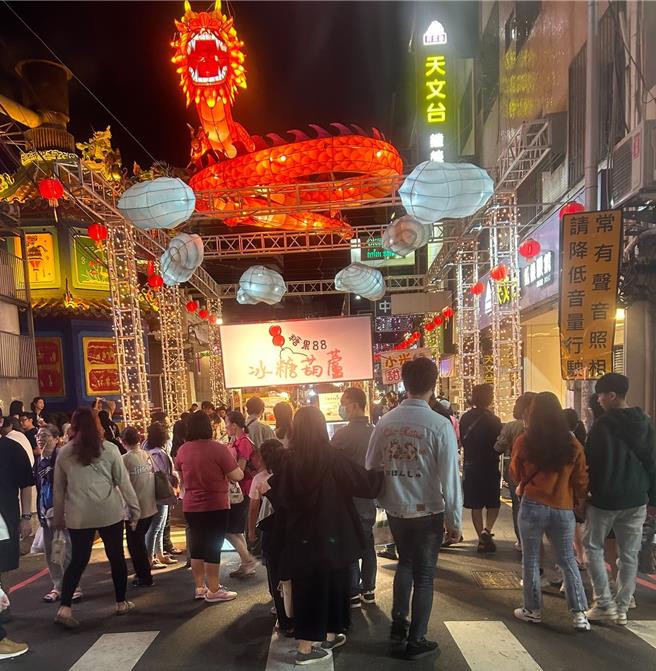 20年开幕1次的隐藏版夜市「庙西夜市」。（慈济宫提供／李京升台中传真）