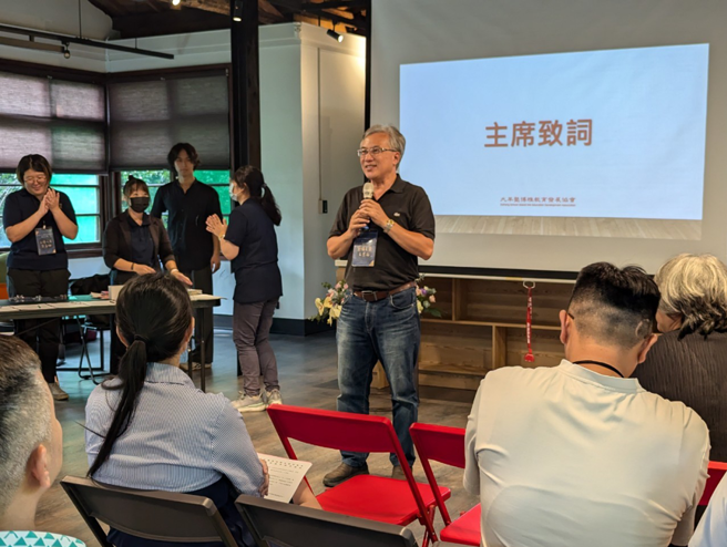 大羊塾博雅发展协会筹备主委博雅书院王崇名书院长致词。（照片/大羊塾博雅发展协会提供）