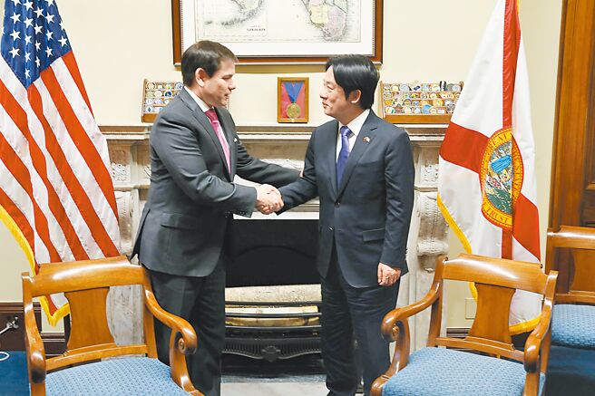 外媒报导，川普将提名来自佛罗里达州的卢比欧（左）担任国务卿。图为2020年赖清德（右）访美与卢比欧会面。（摘自卢比欧议员办公室网站）