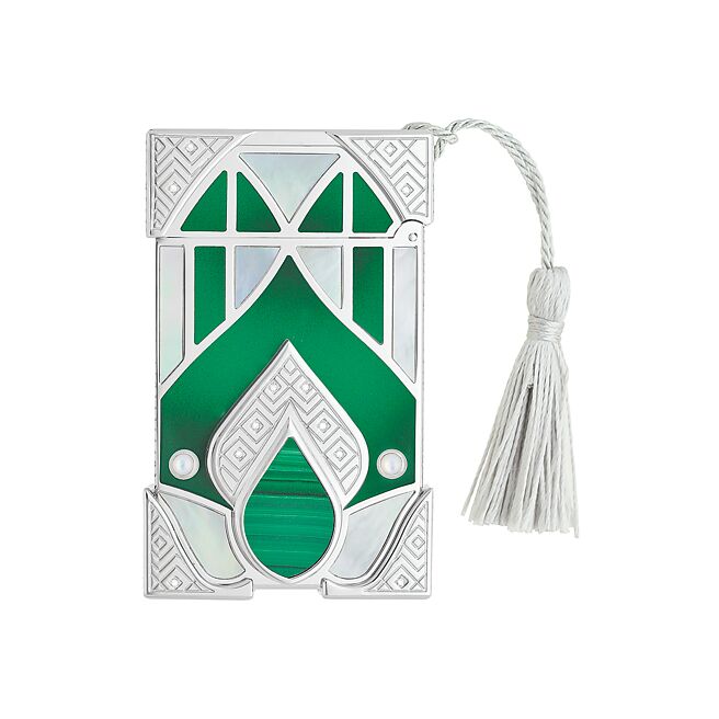 都彭为印度王订制一套镶钻打火机套组，限量88件，127万元。（S.T.Dupont提供）