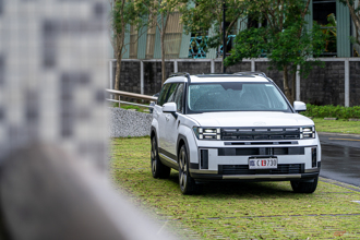 捨去包袱是放膽創新、還是有勇無謀？Hyundai 第五代 Santa Fe 試駕！