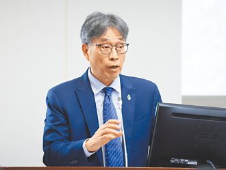 高麗菜紫爆 陳駿季：不補助耕鋤