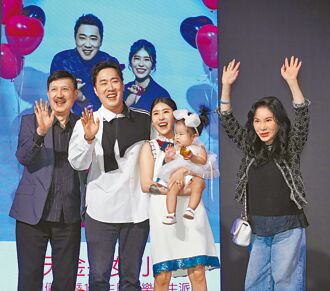 余天孫女周歲趴 李亞萍重摔驚魂