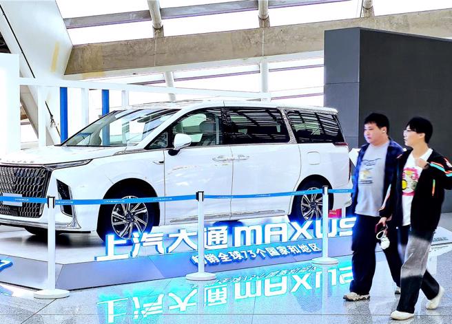 吹響號角！陸頒新規「政府帶頭使用國產新能源汽車」。（藍孝威攝）

