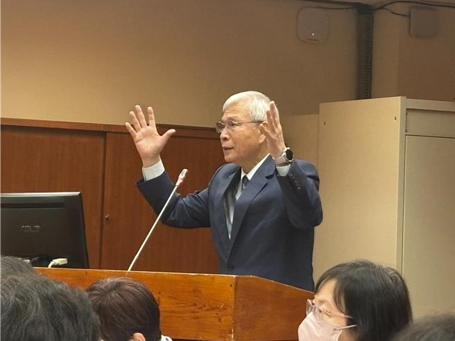 央行总裁杨金龙(图／吴静君摄)