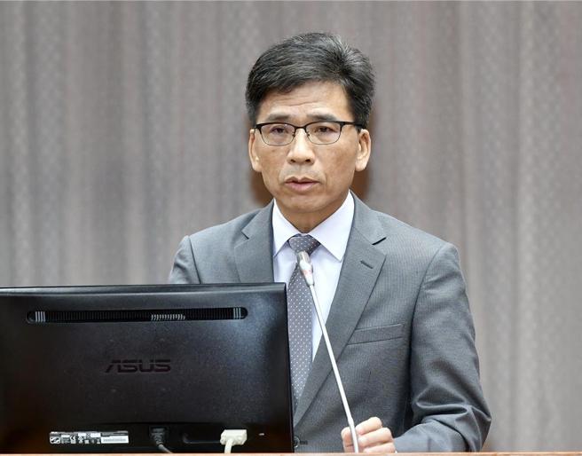 金管會主委彭金隆今天（14日）赴立法院財委會備詢。圖／王德為