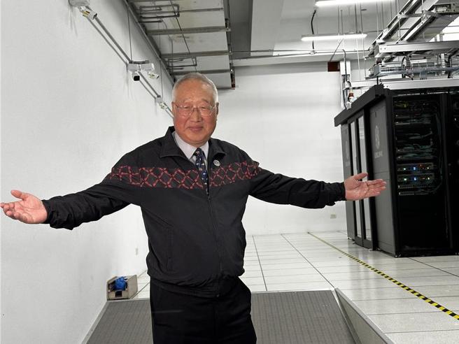 正崴董事长郭台强花三个月打造「Ubilink」超级运算中心，写下四大里程碑。图／郑淑芳摄