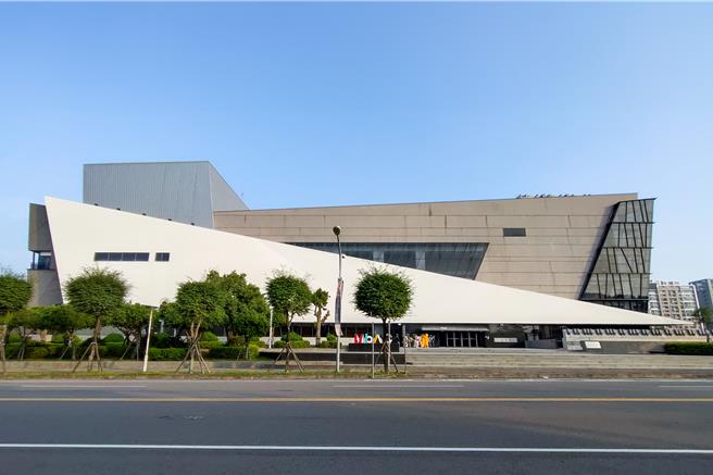 2027年台湾灯会将由苗栗县主办，展期规划于竹南、头份运动公园。苗北艺文中心。（吕丽甄摄）