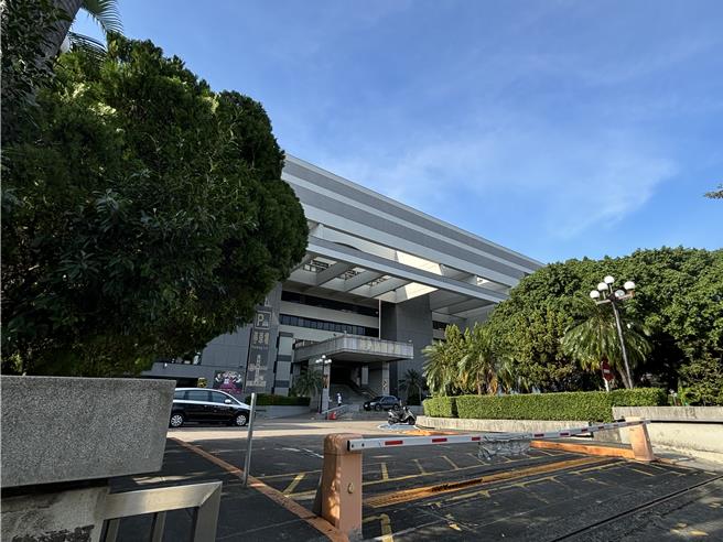 2022年10月间法律系毕业黄姓男子因向施男告白遭拒，持刀刺死施男，施男的父母提起刑事附带民事诉讼，台中地院判黄应赔偿737万余元，可上诉。（资料照片／冯惠宜台中传真）