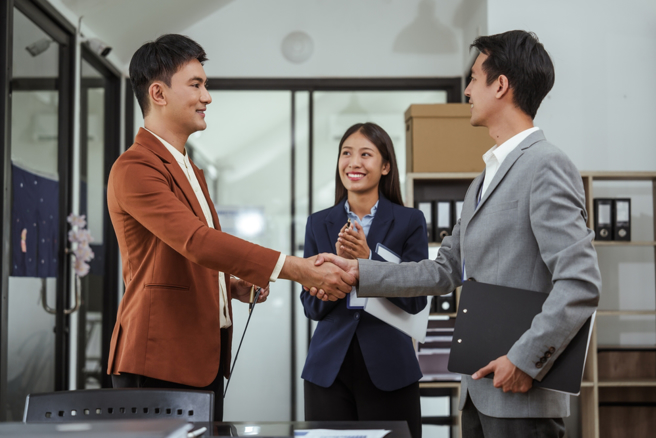 2025年属马的人在职场将迎来诸多机遇，有望职务晋升或承担更重要工作。（示意图：Shutterstock／达志）