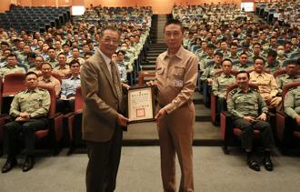 國防大學專題講演 增進官兵軍事素養