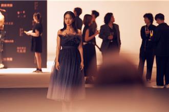 告五人唱出影后史艾瑪心聲 揭台下只有5個人辛酸往事