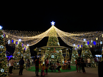 苗南耶誕燈區與苗北音樂佳餚 接力點亮苗栗耶誕城