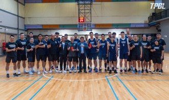 亚洲杯男篮资格赛》TPBL会长颁发加菜金慰劳中华队 勉励拚就对了