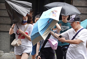 天兔第一波風雨來了！3縣市雨勢升級 發布豪雨特報
