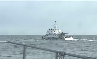 4艘陆海警船侵扰金门限制水域 海巡艇「1对1」平行对应驱离